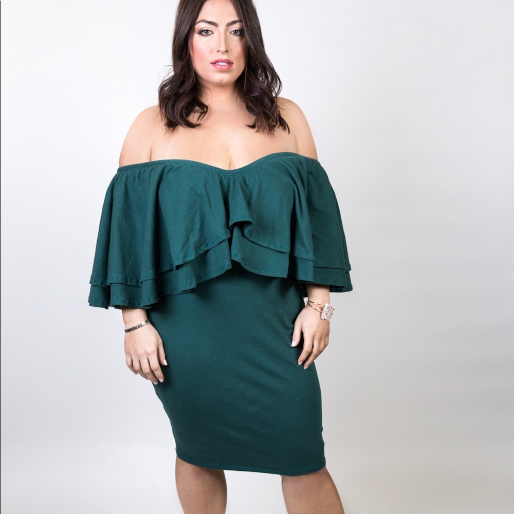 Plus Size Ruffled Off Shoulder Bodycon Dress